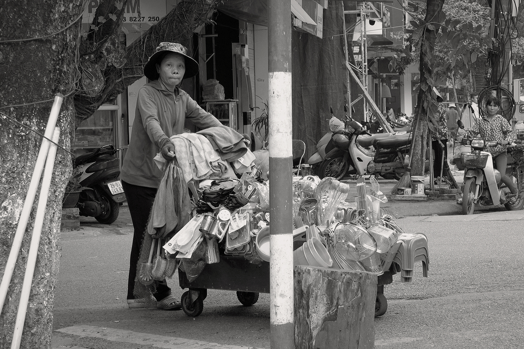 Christoph Radke, Vietnam, Hanoi, Straßenverkäuferin
